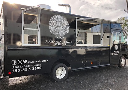 Alaska-Weathervane-Seafood-Food-Cart-Exterior